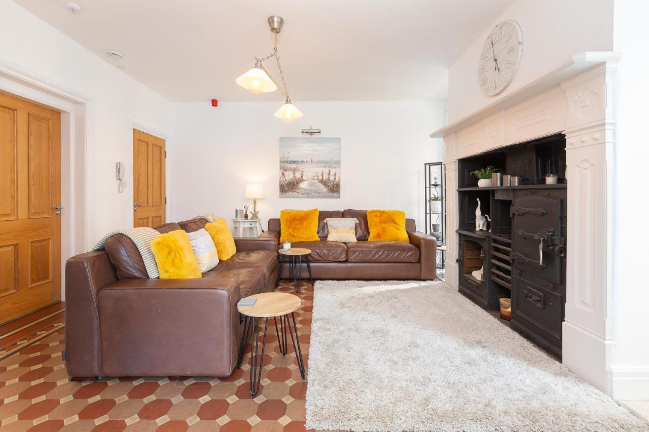 Charles Alexander Short Stay - Clifton Drive Beach Retreat Lytham St Annes Exterior foto